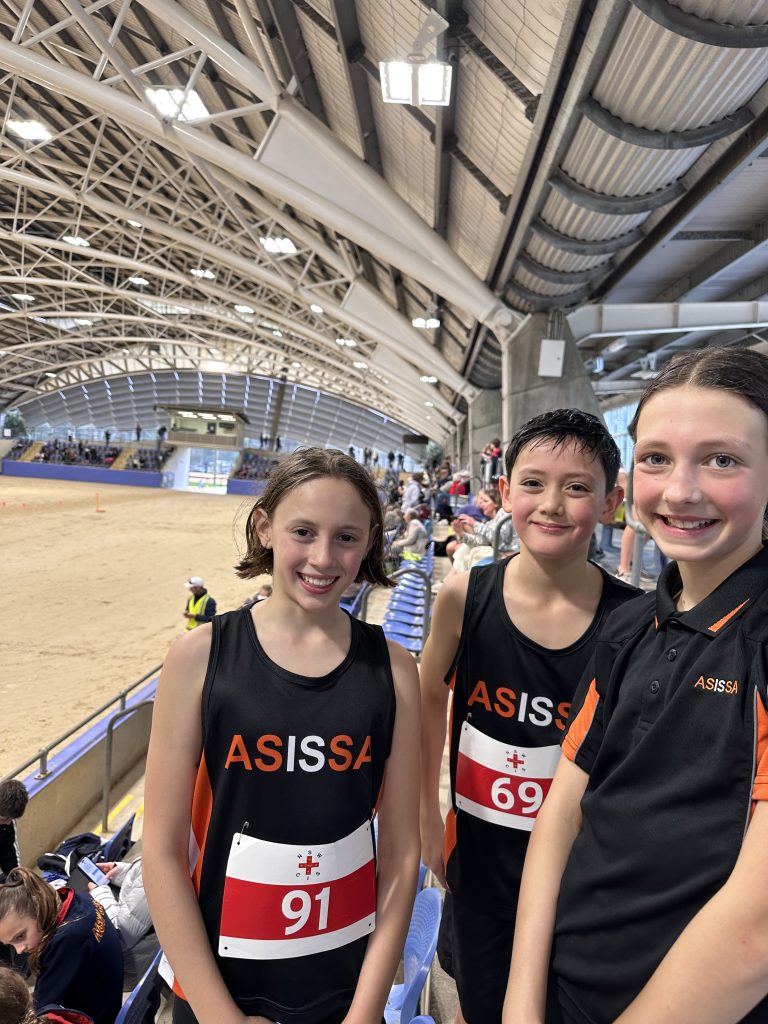 IGS students in CIS Cross Country International Grammar School Sydney